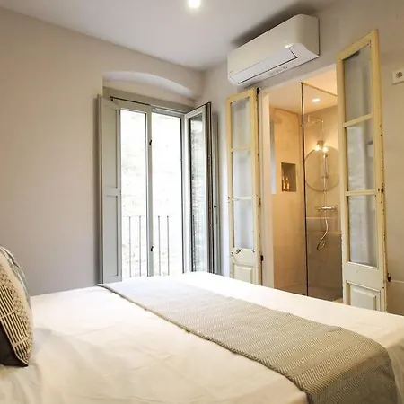 Velo Vern 1 Beautiful New Apartment 2 Bed Ensuite Girona Exterior photo