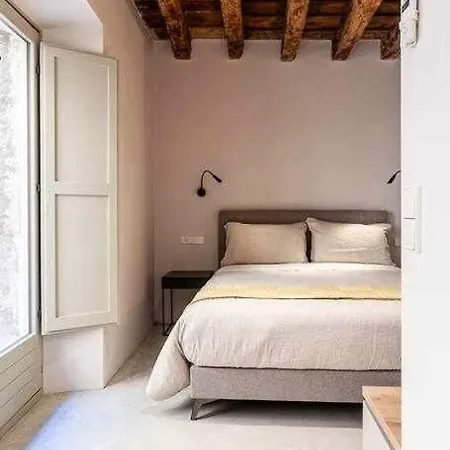 Velo Vern 1 Beautiful New Apartment 2 Bed Ensuite Girona Exterior photo